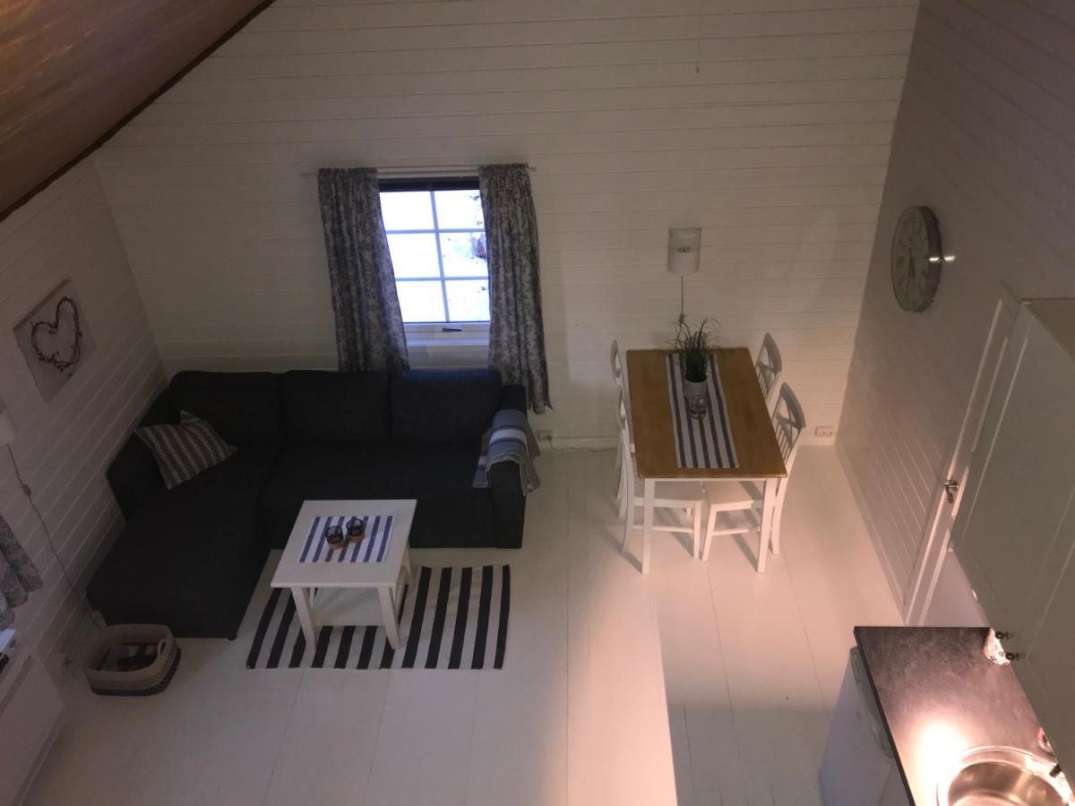 Waterfront Twin Cabin Stamsund Exterior photo